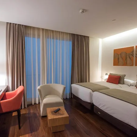 Hotell Carris Ribeira Oporto